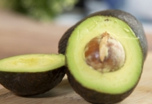 牛油果和什么榨汁好喝 搭配技巧与注意事项