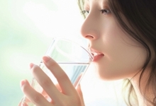 寒露艾灸后喝温水助养生吗 温水怎么喝才正确